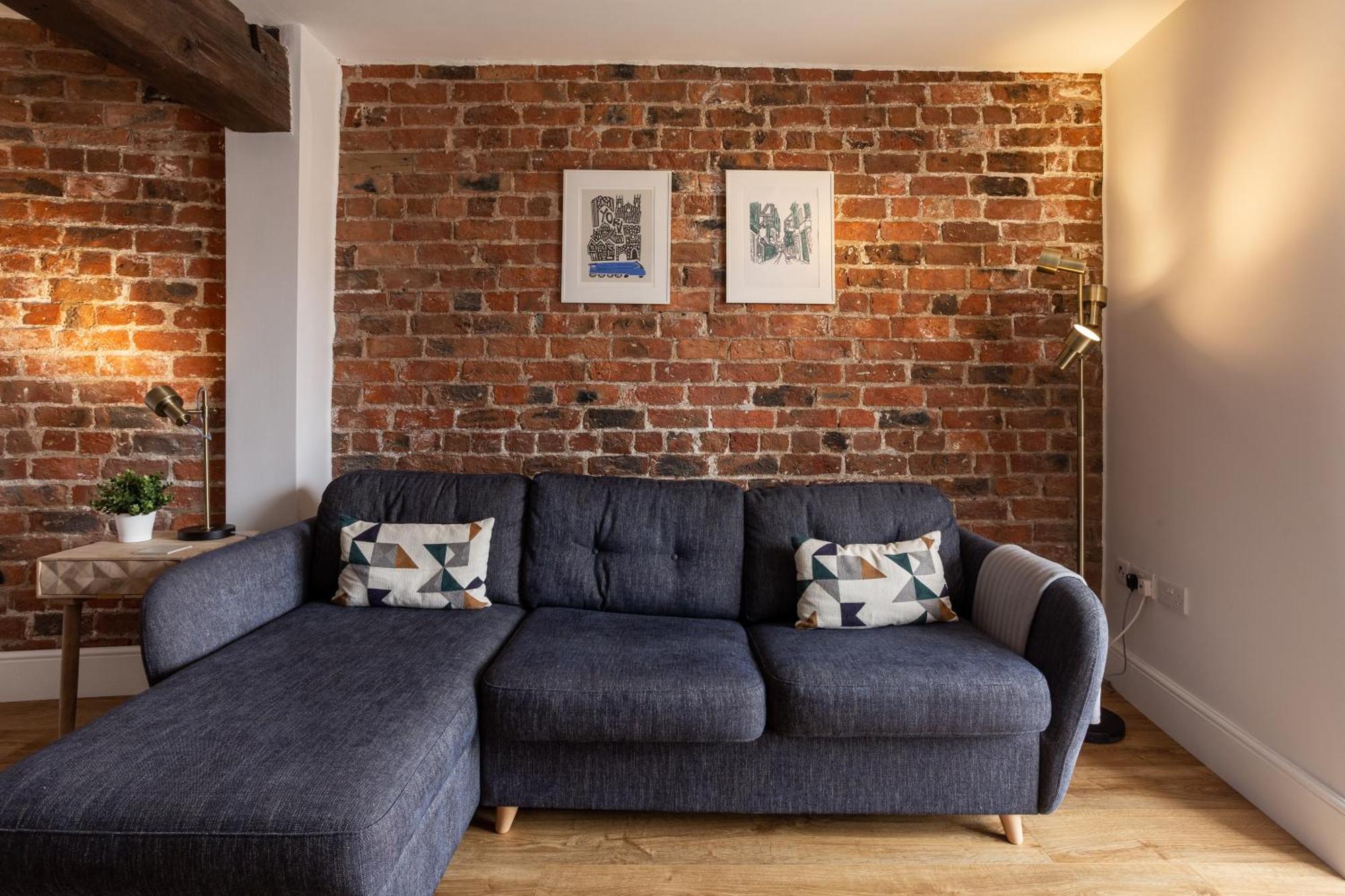 Luxury Apartment Woodsmill View - On The River - With Balcony - Recently Refurbished York Exteriör bild